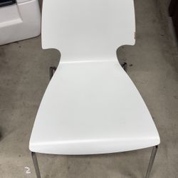 10 White Chairs