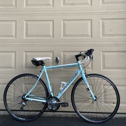 Cannondale Synapse Women’s Road Bike – 56cm – Shimano Tiagra – Excellent Condition Bicycle