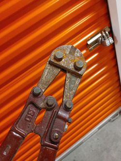 30" Inch Bolt Cutter