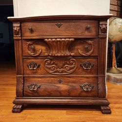 Pulaski Furniture Antique Marble Top 4 Drawer Chest