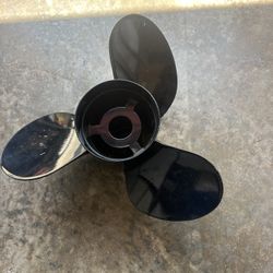 Turning Point Hustler Aluminum RH Prop 14.25 x 21 3-Blade #(contact info removed)1