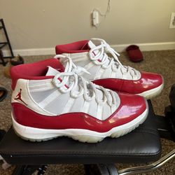 Jordan 11’s size 10.5