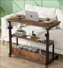 Used Desk, Home