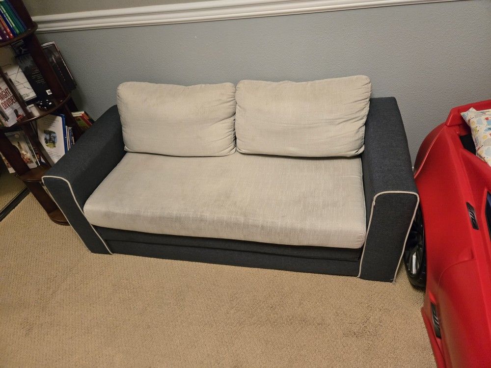 Kids Couch With Fold Out Bed. Great For Sleep Overs