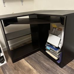 Small Corner Desk