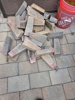 Free triangle shaped pavers