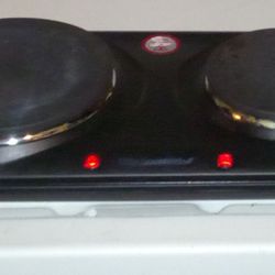 ELITE GOURMET ELECTRIC 2 BURNER PORTABLE STOVE WORKS GOOD , IN GOOD CONDITION 