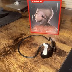 New Bluetooth Headphones 