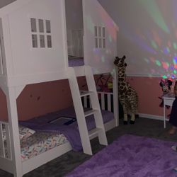 Twin over twin, treehouse bunk bed