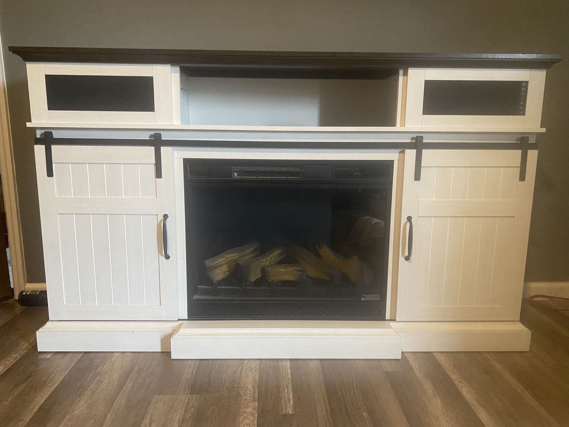 Farmhouse TV Stand/dresser With Bluetooth Speakers And Fireplace.