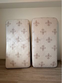 2 X Twin Size mattress in a very good condition