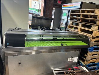 Sushi case refrigerator