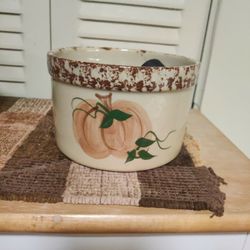 Alpine Pottery 1997 Roseville Ohio/ Decorative Tin Apple Bucket