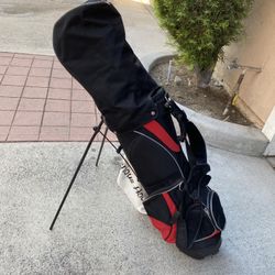 Complete Golf Set With Standing Carry Bag 