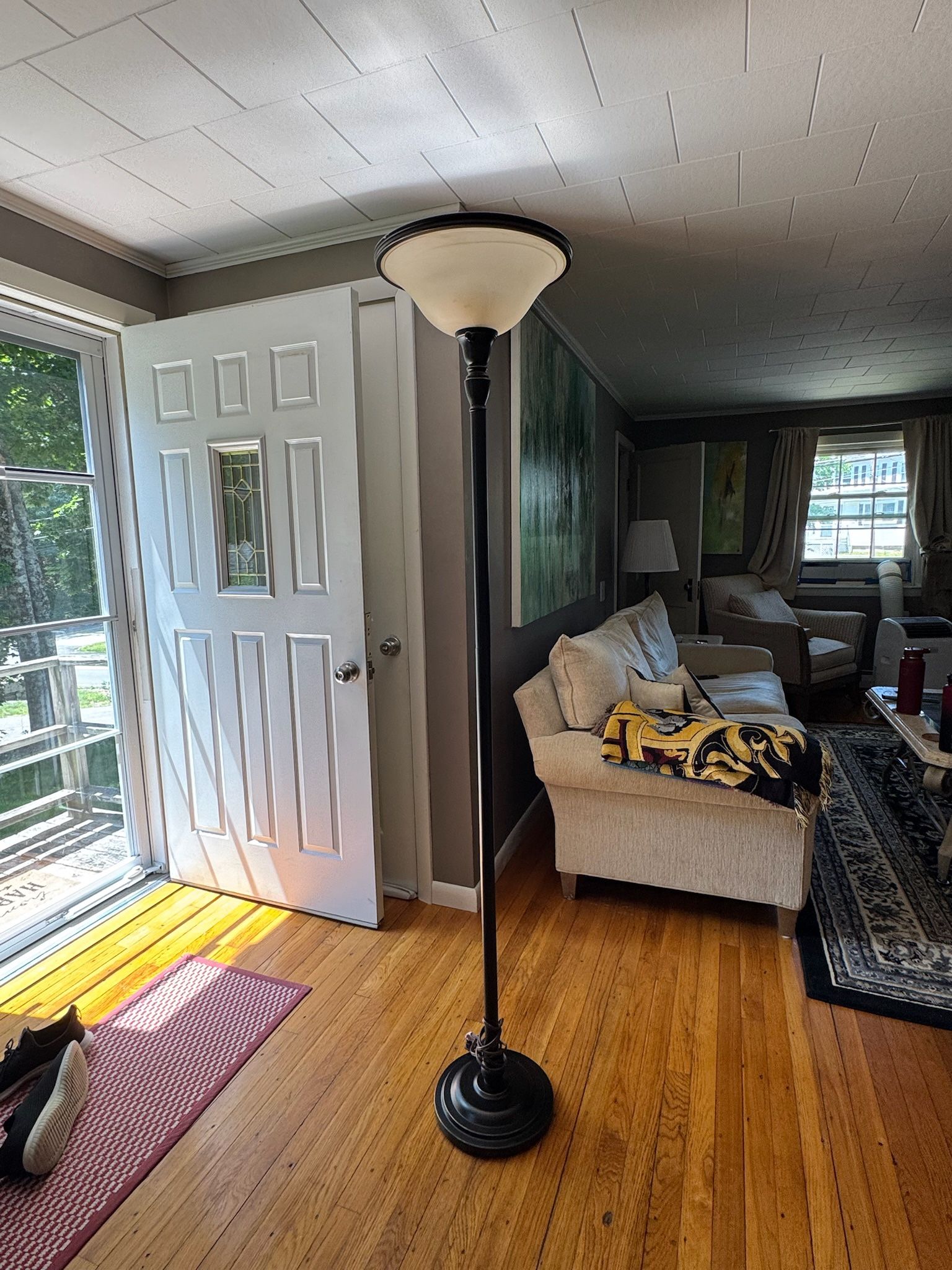 6’ Lamp