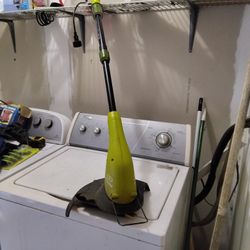 Weed Wacker For Sale In Pine Hills Works Excellent