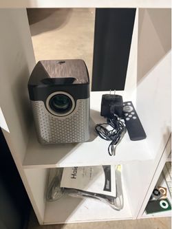 Mini projecter supports 4k and hdmi
