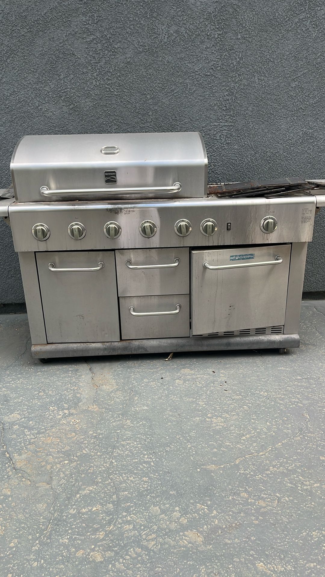 Barbecue pits