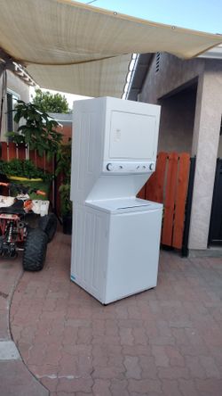 Stackable washer gas dryer