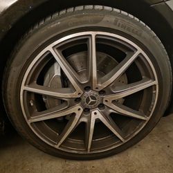Full Set of 4 OEM Mercedes-Benz S560 AMG 20-inch Staggered Wheels & Pirelli P Zero Tires" Run Flats 