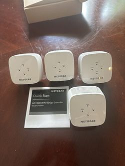4 Netgear WiFi Extenders