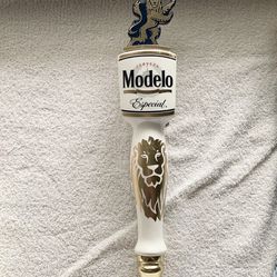 Modelo Especial Cerveza Beer Tap Handle Rare Brewery Tap with Lion Topper