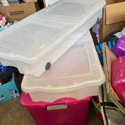 Plastic containers