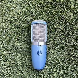 AKG Perception 420