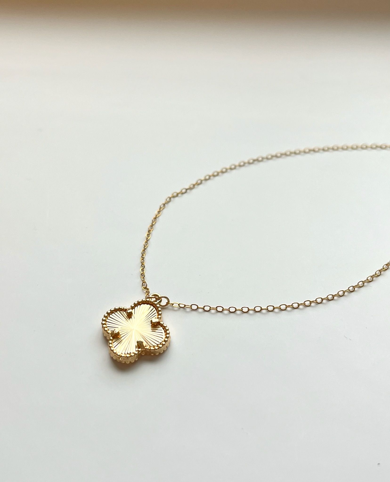 Elegant 14K Gold Filled Necklace Four Leaf Clover pendent Handmade Jewelry