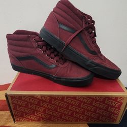 SZ 10 (MEN) VANS High Top Comes W/ Matching Hat