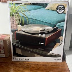 Hybrid Record Player With Bluetooth Streaming