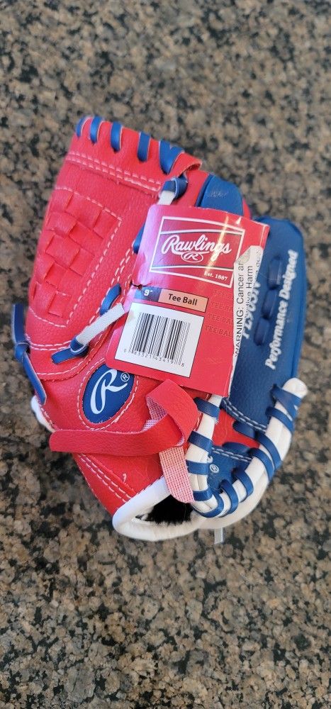 Rawlings NWT Tball Glove. Never Used. 