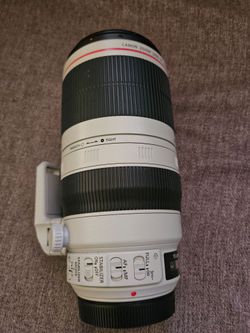 Canon EF Zoom Lens with Image Stabilizer
