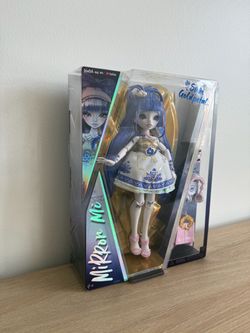 MGA Mermaze Mermaidz Mirror Me Suki Goldpetal 11in Fashion Doll + Accessories