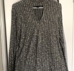 New Grey Top with Wide Sleeves size large 