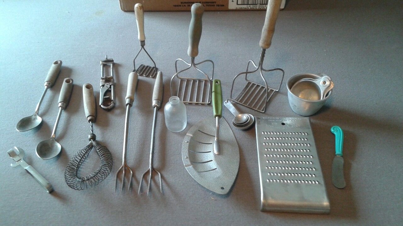 Vintage 1940s 1950s and 1960s old kitchen gadgets decorations
