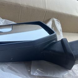 2019-2025 Chevrolet Silverado Driver/Left Side Mirror 