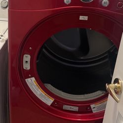 LG Dryer In Excellent Condition 