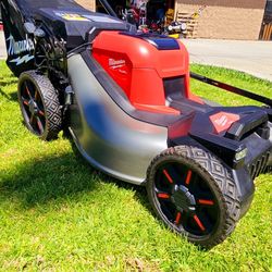 MILWUAKEE M18 FUEL BRUHLESS SELF PROPELLED LANW MOWER TOOL ONLY NEW 