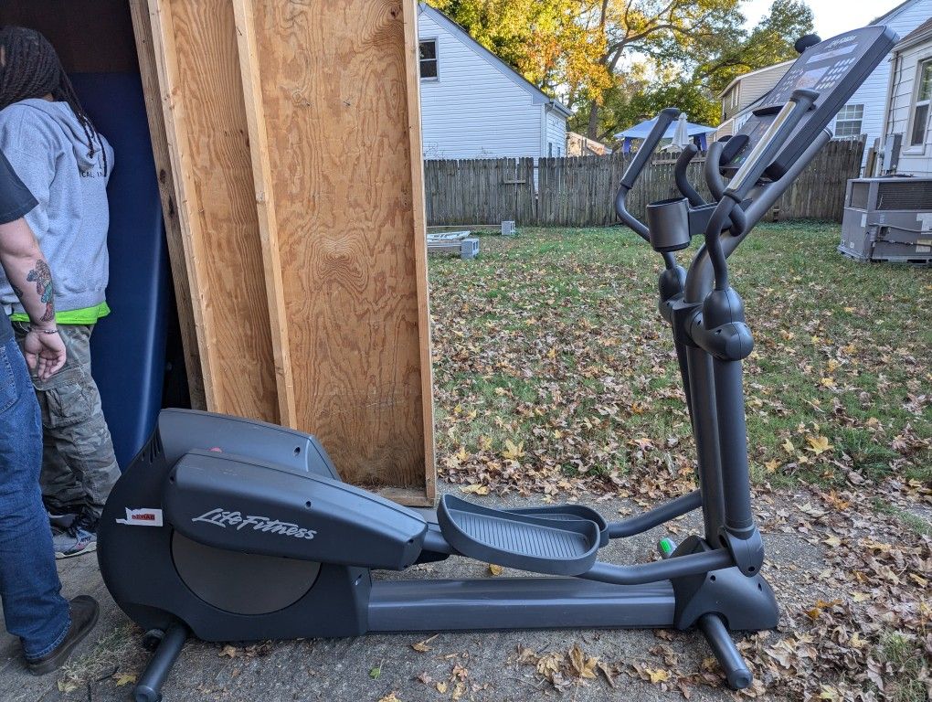 Life fitness Elliptical