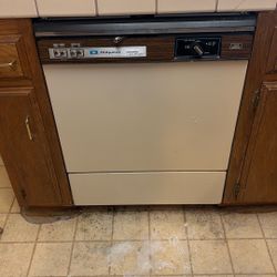 Dishwasher 