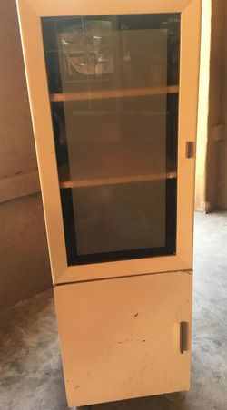 Solid wood cabinet