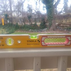 Stabila Level 16 Inch