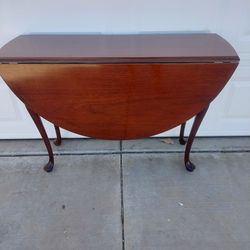 Antique drop leaf table
