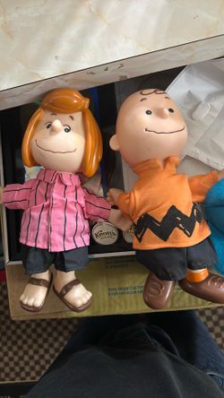 Charlie Brown Peanuts Plush Collectibles