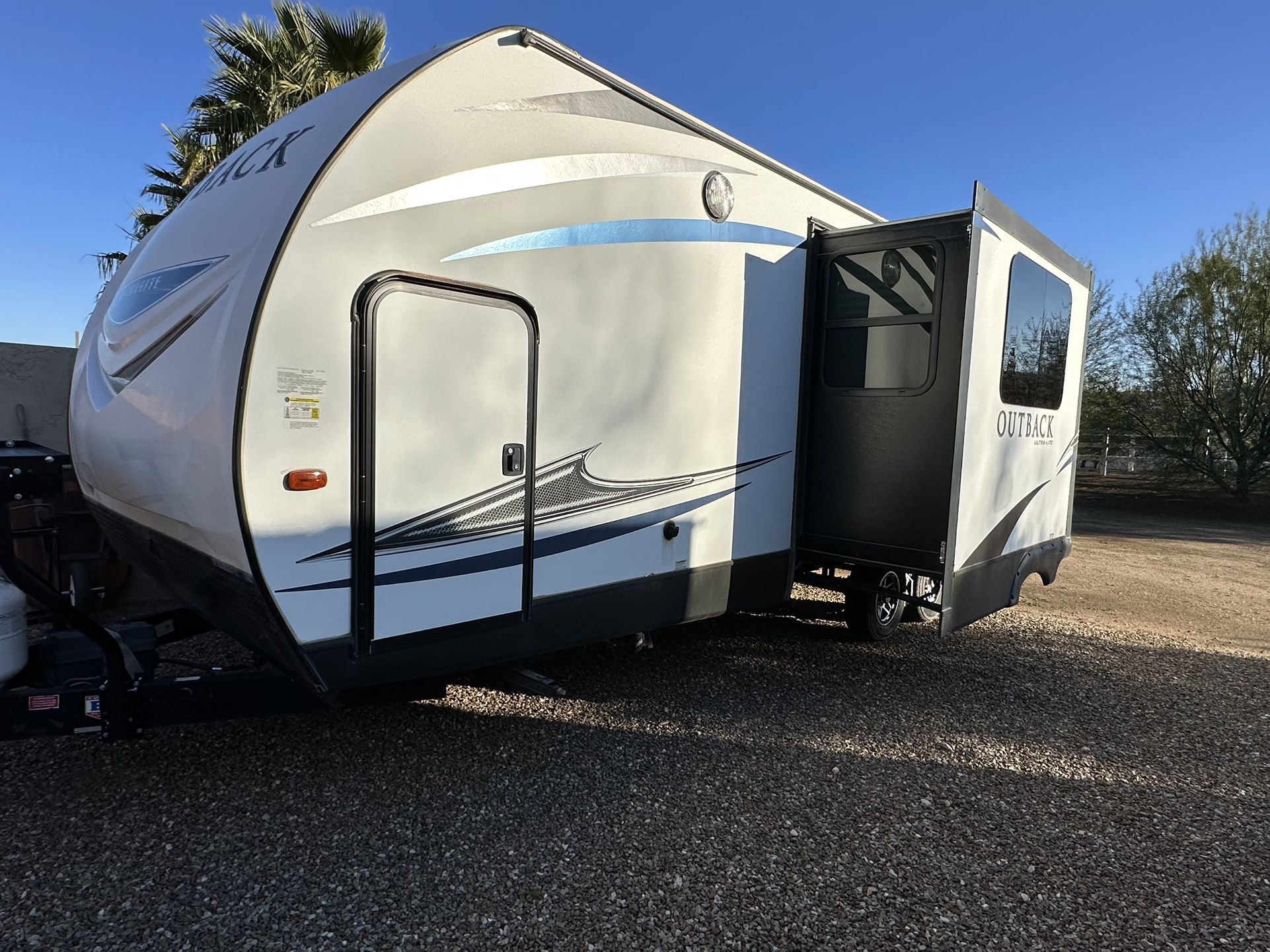 2018 Keystone Outback Ultra Lite 250URS