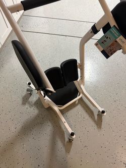 Sit to stand mobility chair
