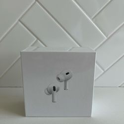 AirPods Pro 2nd Generation with MagSafe Wireless Case