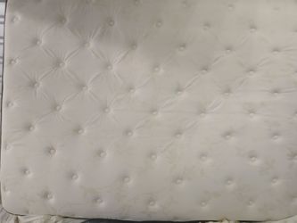 QUEEN SIZE MATTRESS