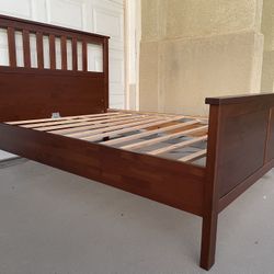 IKEA Hard Wood Full Size Bed Frame Brand:IKEA Made in Poland Model:HEMNES 21 Great working Like New Condition It is for mattress dimensions:75